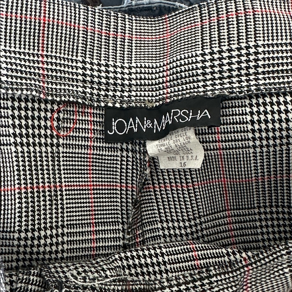 Women’s Gray Plaid Tailored Shorts - Picture 5 of 6